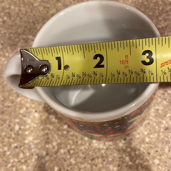 Vintage Santa’s Workshop mug - Picture 3 of 6